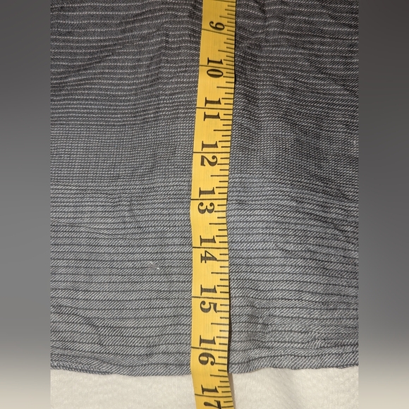 John Varvatos Collection Scarf Gray Ombre NWT - Picture 3 of 9